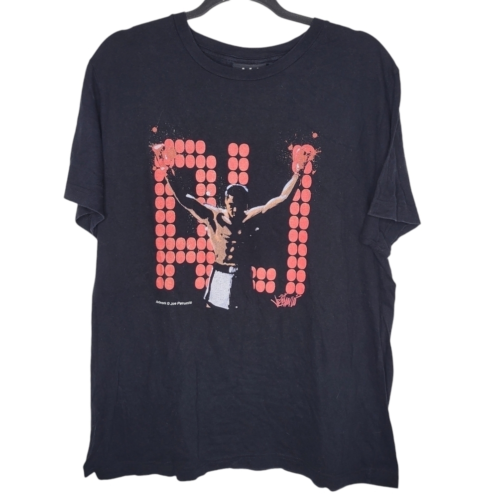Vintage Muhammad Ali Boxing T-Shirt in Black Size Large